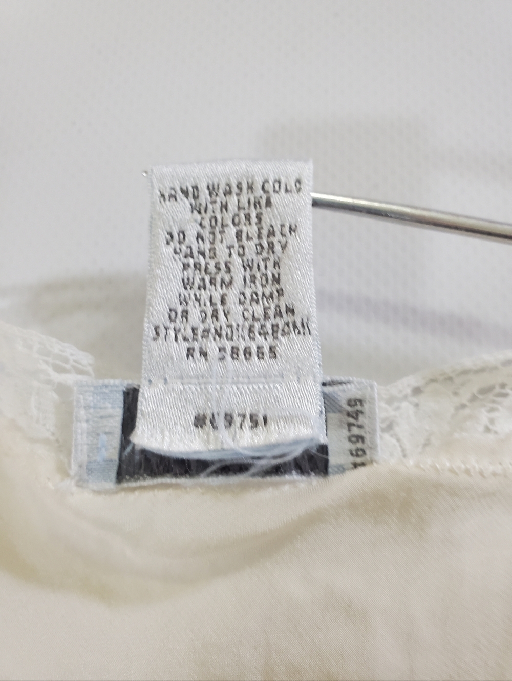 🟢2626 * Nordstrom Intimates 100% Silk Lace Trim Camisole Ivory Cream Size M - Picture 4 of 11